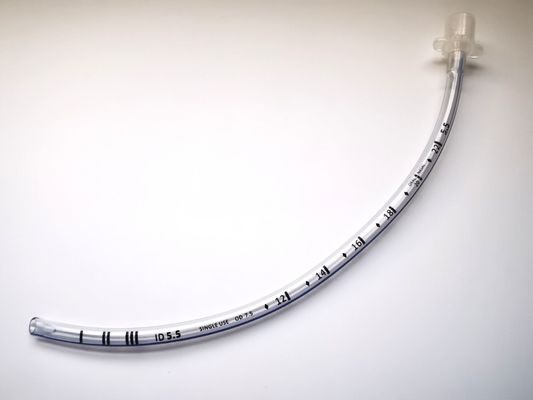 購入 袖手無しの5.5mm鼻内気管直管 CE 呼吸器治療における応用 オンライン製造