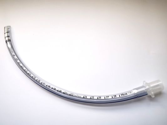 購入 9.5mmの口頭Endotracheal挿管法のUncuffedの口頭気管の管 オンライン製造