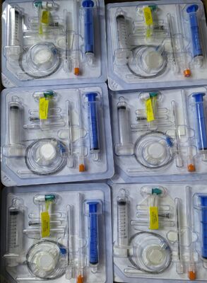 よい価格 ICUおよび手術用滅菌CVCキット（8Fr x 20cmダブルルーメンカテーテルおよび18GAイントロデューサーニードル付き） オンライン